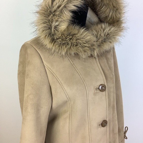 MIDTOWN VINTAGE FAUX SUEDE AND FUR COAT - Picture 4 of 9